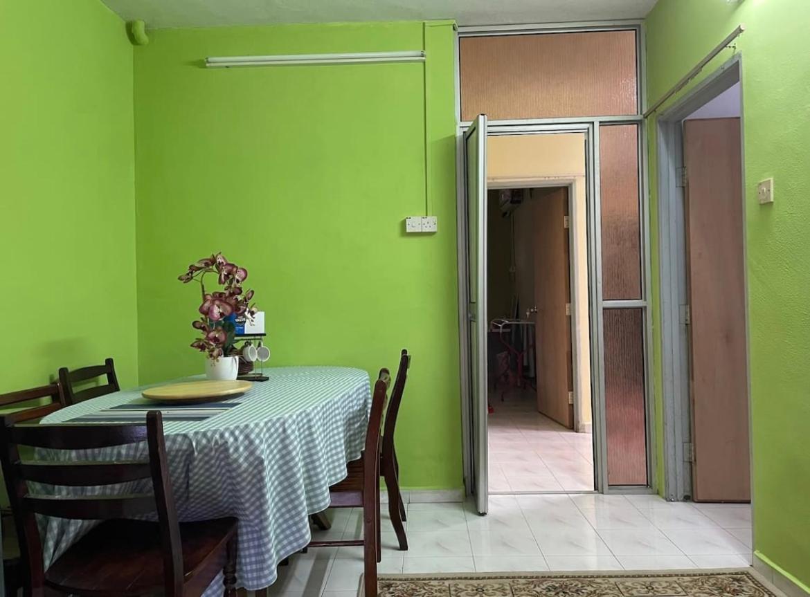 Homestaymuslim Di Teluk Intan Exterior foto