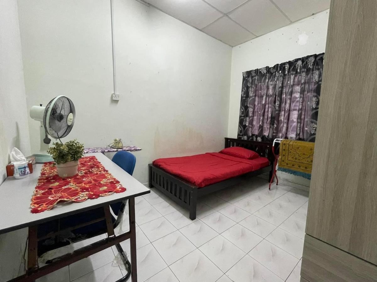Homestaymuslim Di Teluk Intan Exterior foto
